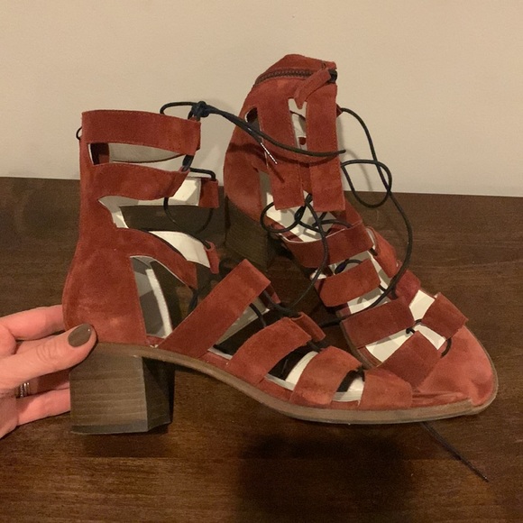 Freda Salvador wine red suede gladiator sandals - Picture 3 of 5